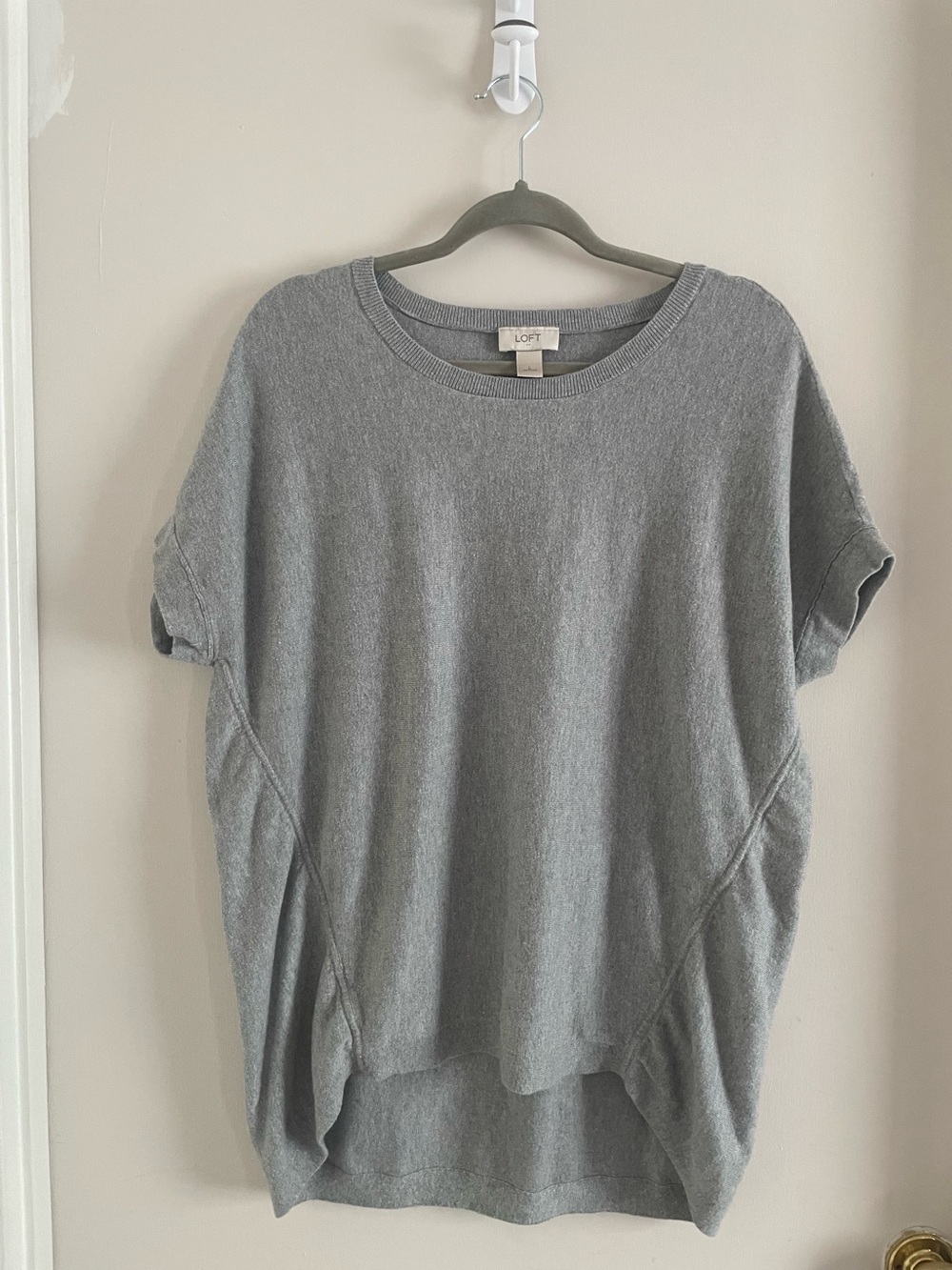 LOFT Grey Oversized Sweater Tunic Size L High-Low Hem (237)